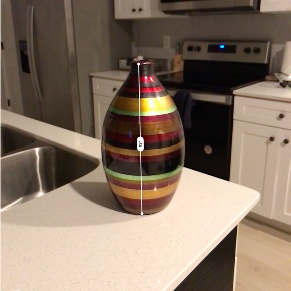 Rainbow stripped vase decor - Picture 2 of 3